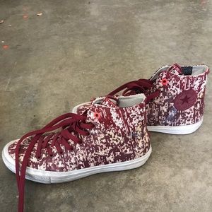 COPY - Chuck Taylor custom Converse